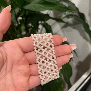 EUC Vintage Pearl Mesh Bracelet